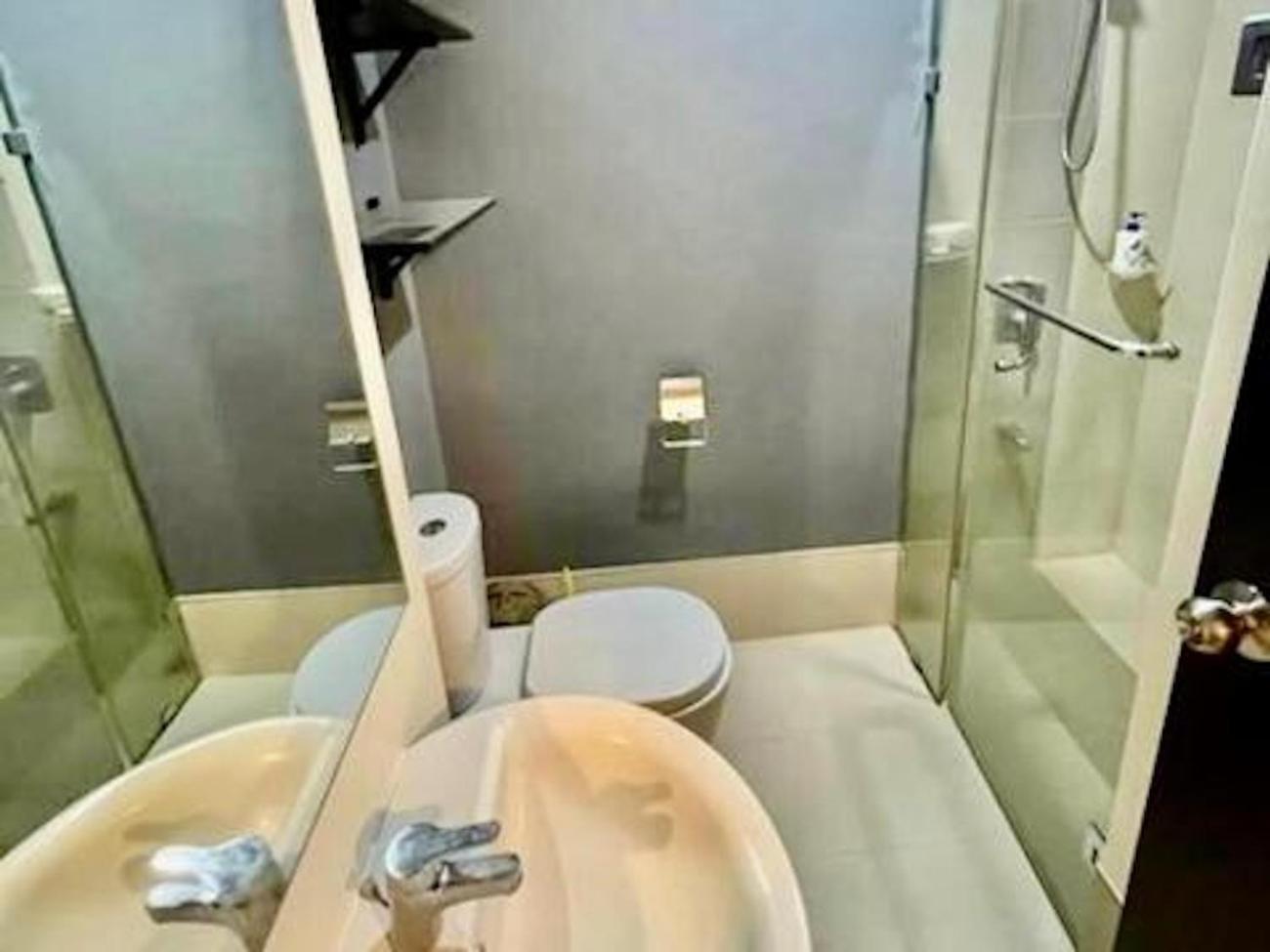 Abreeza Studio Suite 2321 - Pool, Wifi, City View, Washer, Ac, Netflix, Mall 达沃 外观 照片